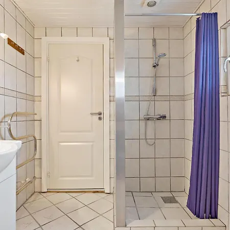Beautiful In With Kitchen Semesterbostad *