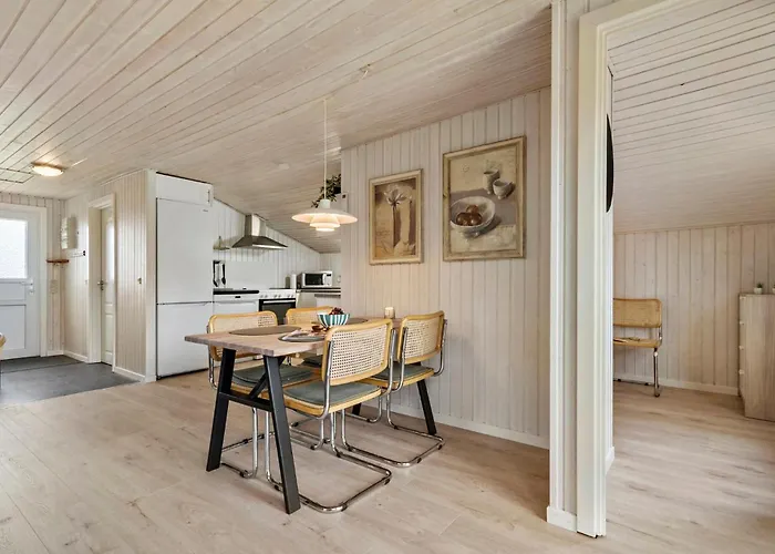 Beautiful In With Kitchen Skjern